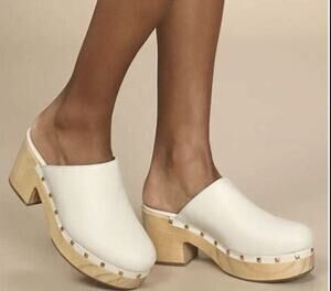 New Steve Madden Brooklyn Leather Ivory Clogs - Size 7.5 US